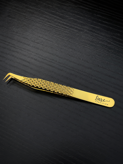 Luxe Precision™ Short Boot Volume Tweezer