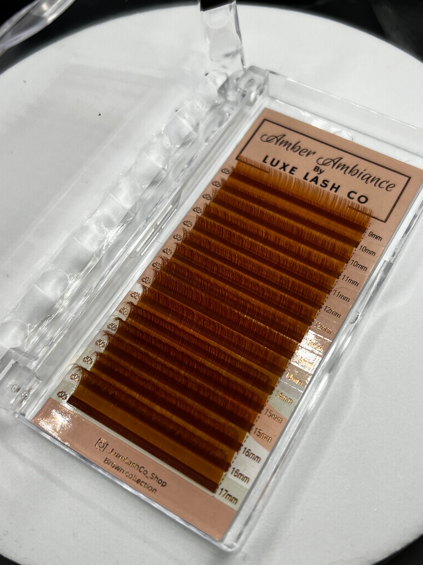 Amber ambiance - brown lash collection